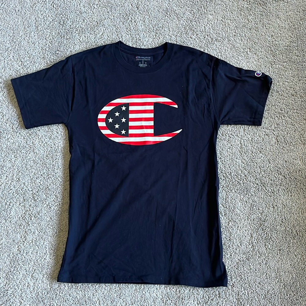 Men’s champion graphic tees